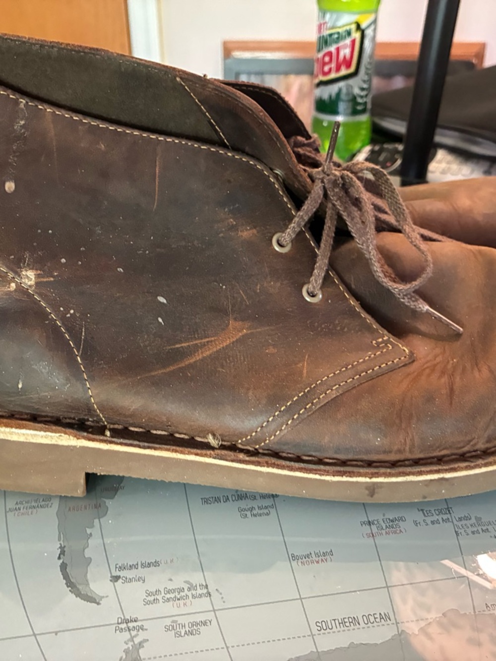 Men’s Clarks Brown Leather Chukka Boots - Classic Lace-Up Desert Style Size 12 - Picture 3 of 11